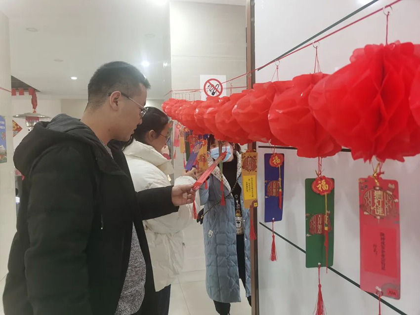 猜燈謎、放煙花，歡喜鬧元宵！