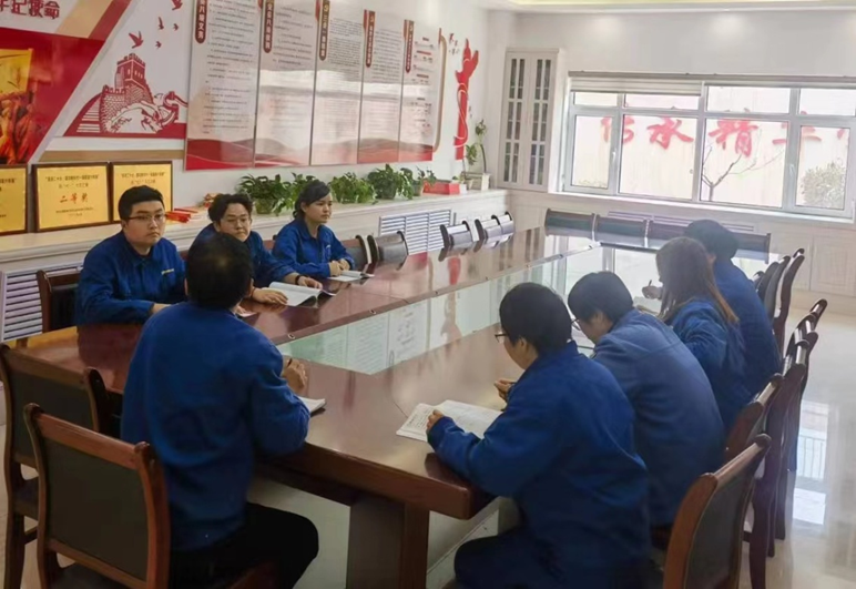 【“三抓三促”進(jìn)行時(shí)】厘清思路，肅清難點(diǎn)——生產(chǎn)管理部原料藥車間組織開展工藝驗(yàn)證培訓(xùn)