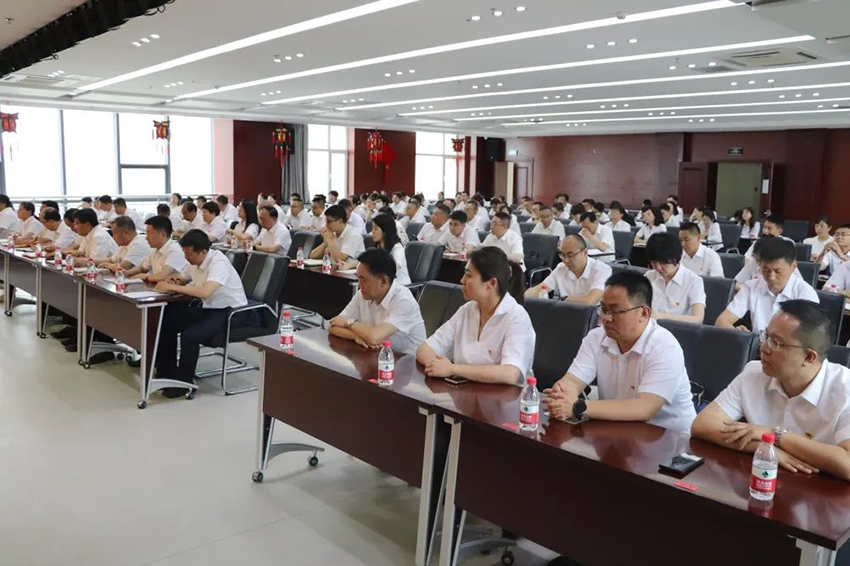 【集團要聞】甘肅藥業(yè)集團召開慶“七一”表彰大會暨主題教育、“三抓三促”行動推進會