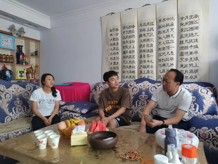 【集團(tuán)要聞】張世俊深入幫扶村開展“一對一”結(jié)對幫扶、結(jié)對關(guān)愛活動