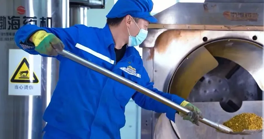 雙節(jié)“不打烊”！生產(chǎn)管理部以堅(jiān)守護(hù)航生產(chǎn)“加速度”