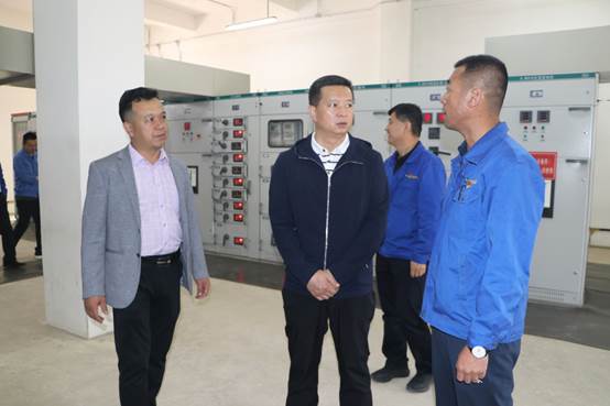 甘肅藥業(yè)集團竇生銘總經(jīng)理率隊到隴神戎發(fā)督導檢查安全生產(chǎn)